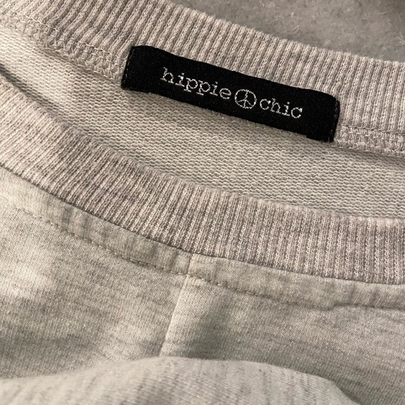 Hippie Chic Size S Gray Long Sleeve Twist Front Crew Neck Pullover Sweatshirt - Picture 10 of 11